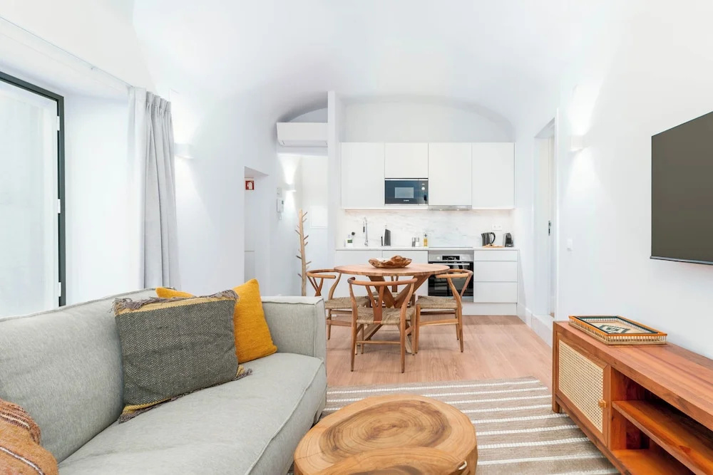 Photo - Limehome Evora Rua de Machede 61