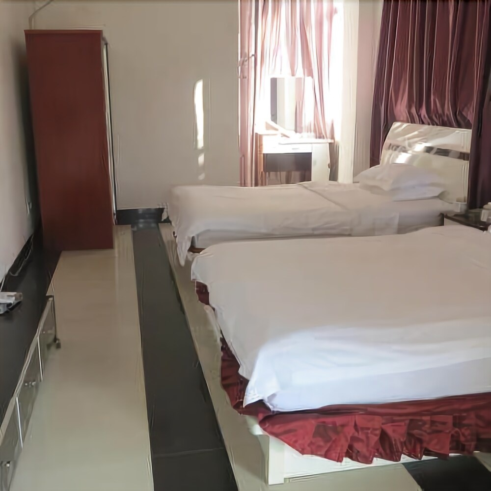 Xishu Sunshine Garden Hotel