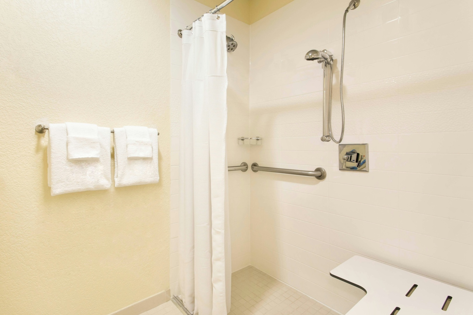 Photo - Fairfield Inn and Suites by Marriott Tampa Brandon