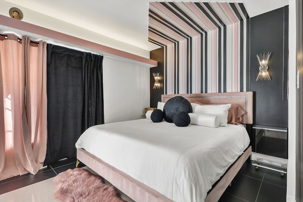 Photo - The Velvet Rope PS