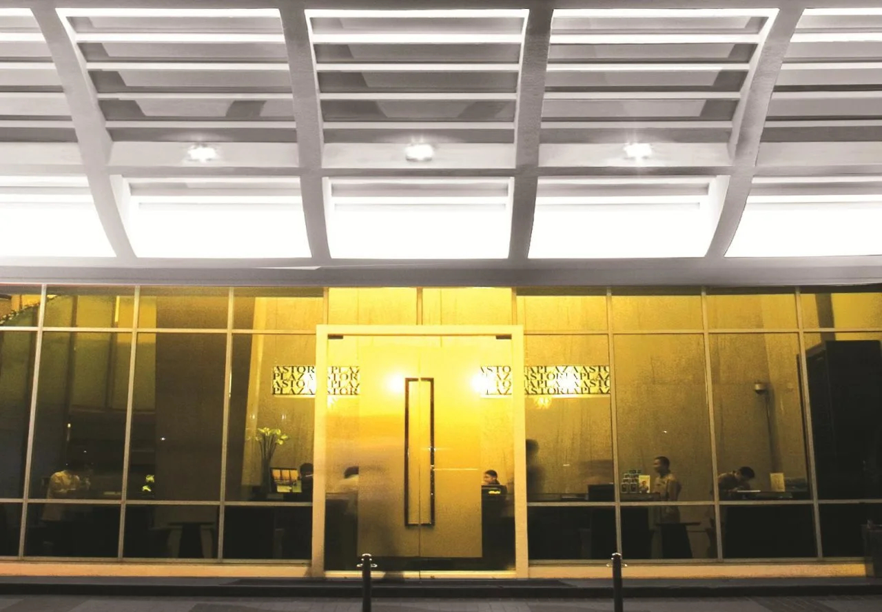 Photo - Astoria Plaza