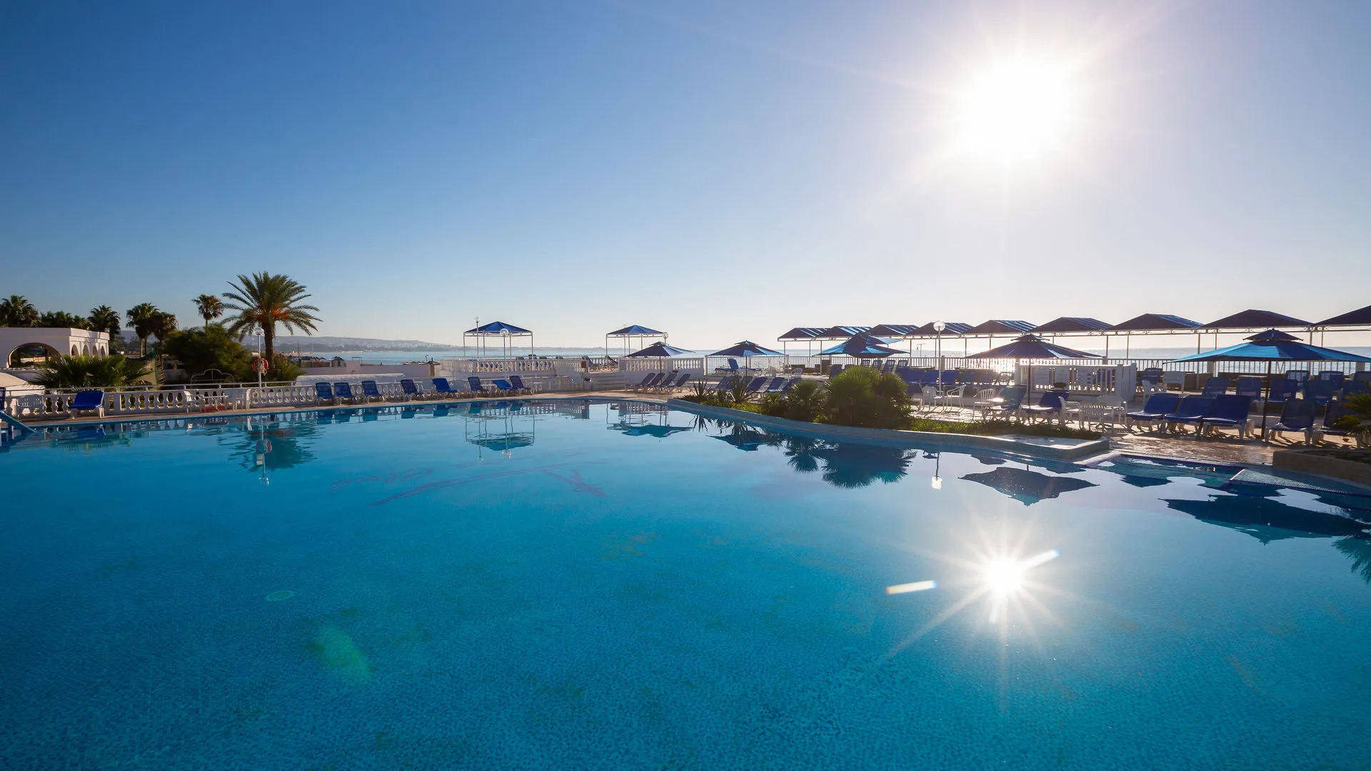 Photo - Samira Club Family and couples only