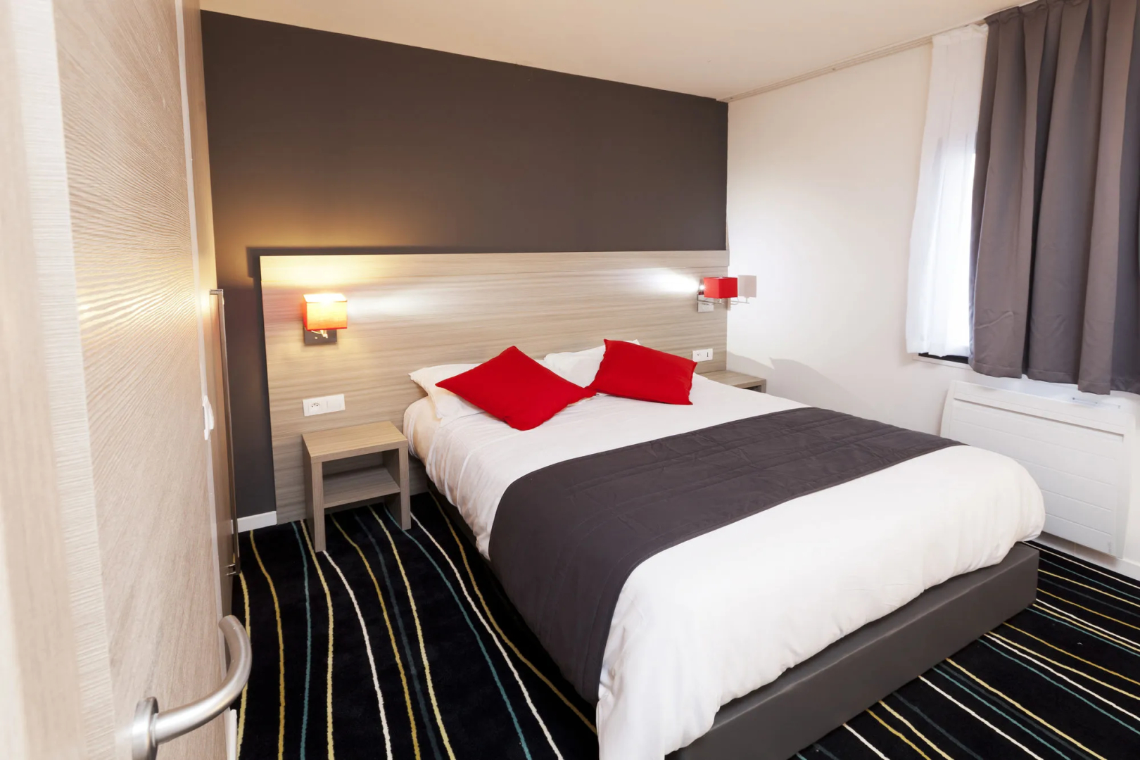 Photo - The Originals City, Marne-la-Vallée Est, Meaux ,GLASSY HOTEL