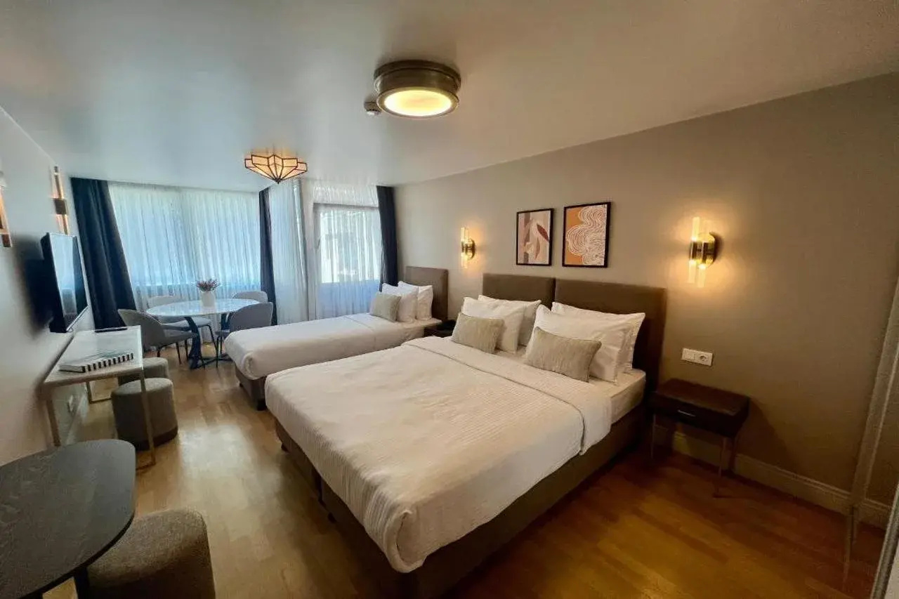 Foto - Weingart Suites Hotel