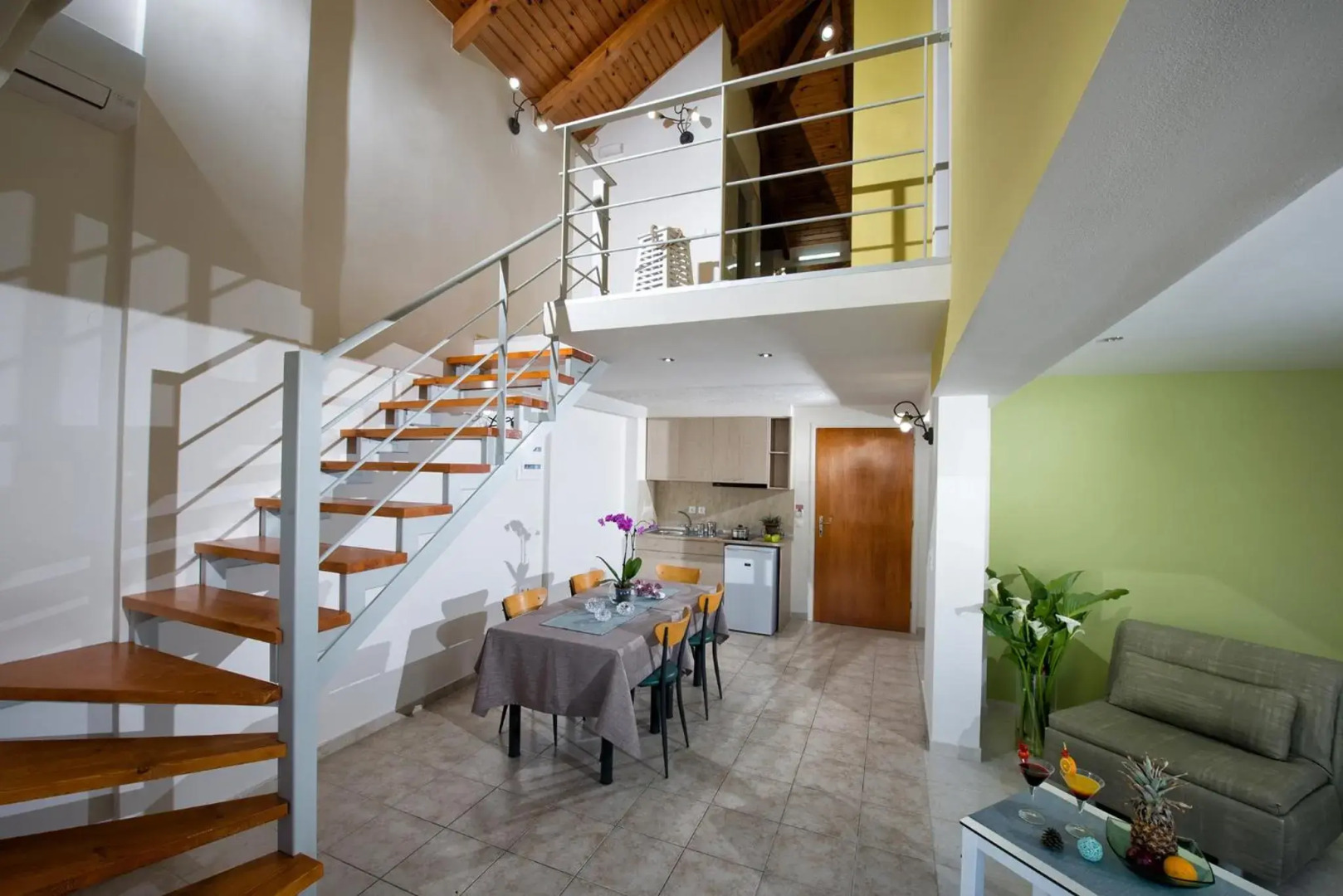 Photo - Mary Hotel & Mary Royal Suites