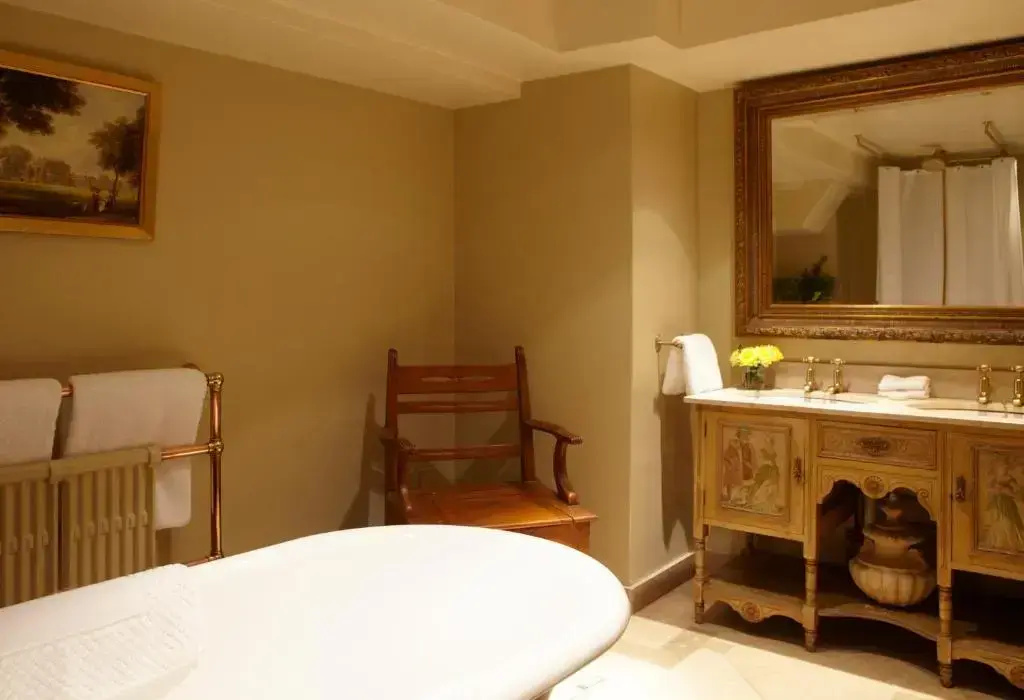 Photo - The Rookery Hotel