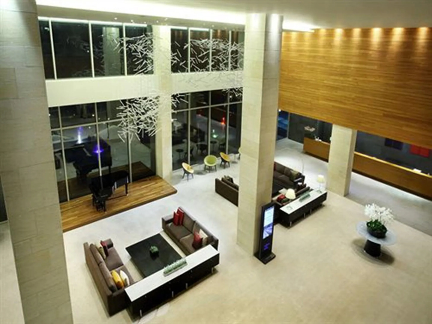 Photo - Rolling Hills Hotel