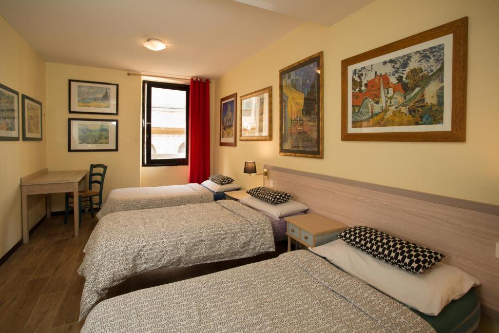 Photo - Villa Saint Exupery Beach Hostel