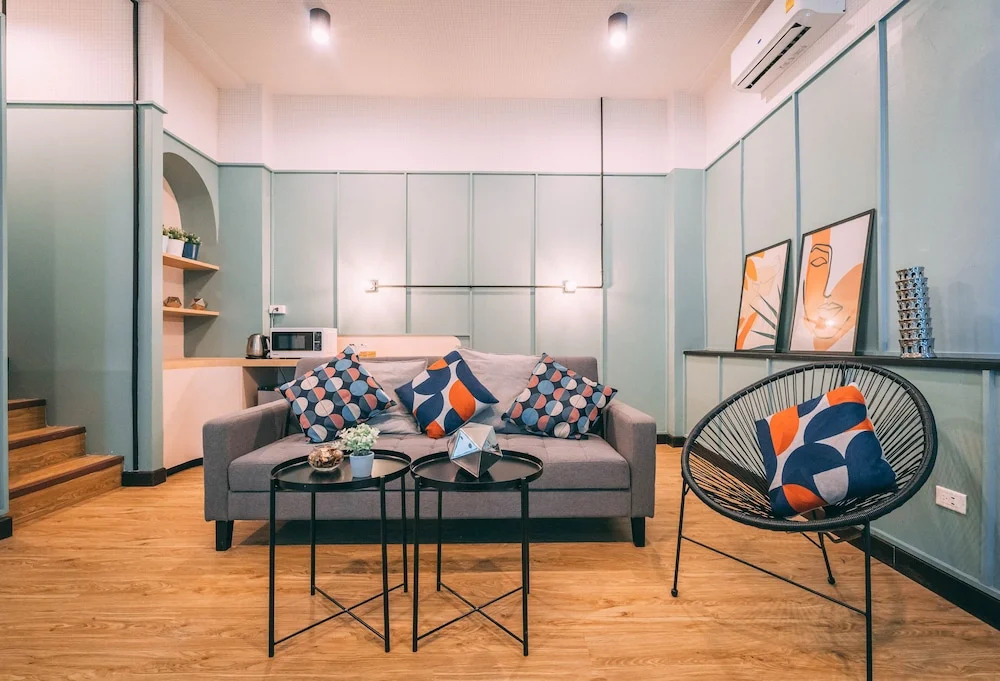 Photo - Saffron Hill Bangkok