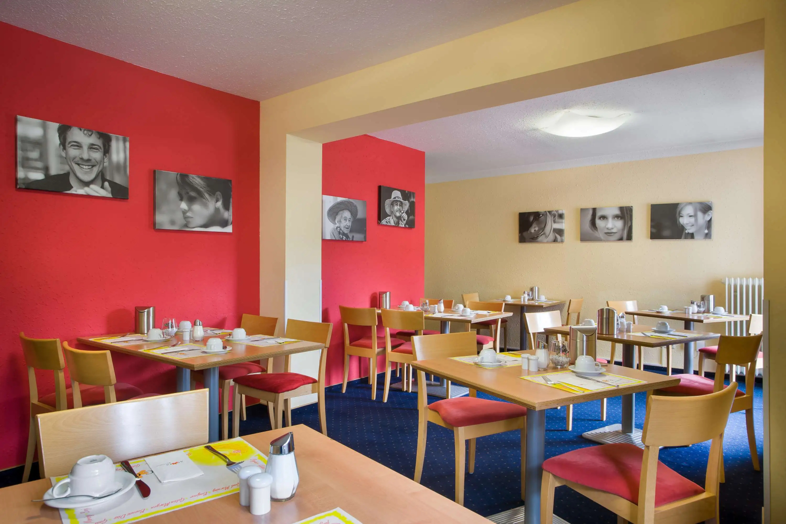 Photo - acora Bonn Living the City