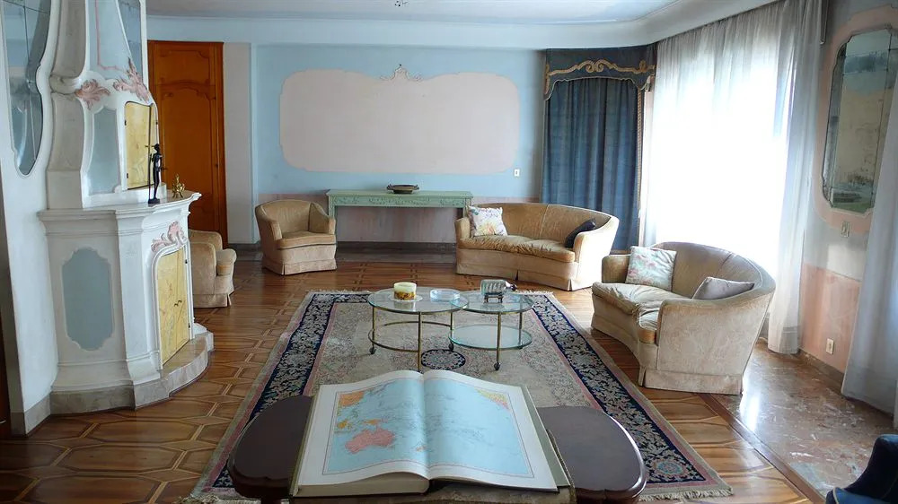 Foto - Guest House Train Station Venice - Atika & Atif