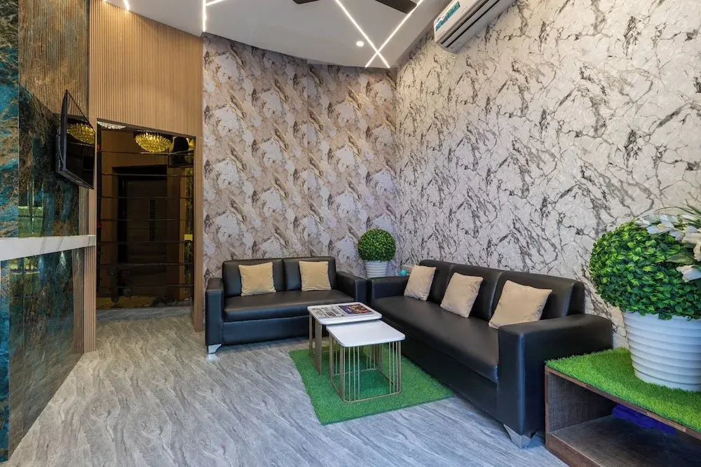 Photo - Hotel Ashyana - Near To Grant Road Station Mumbai