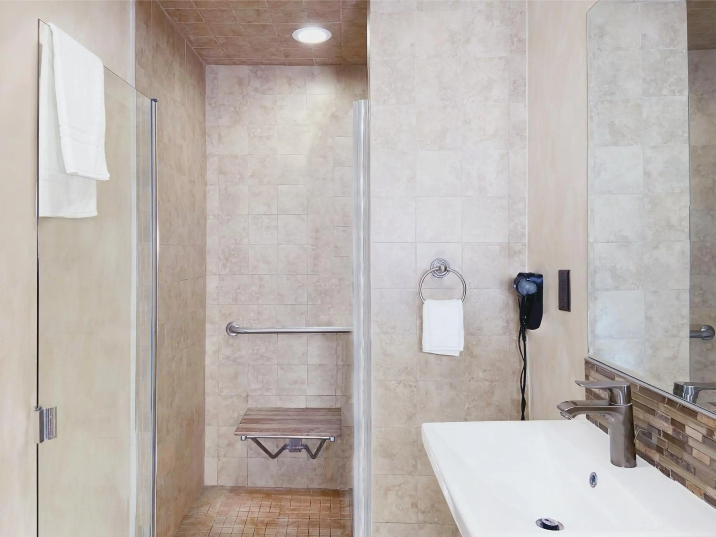 Foto - Nite Inn at Universal City - Walking Distance to Universal Studios Hollywood