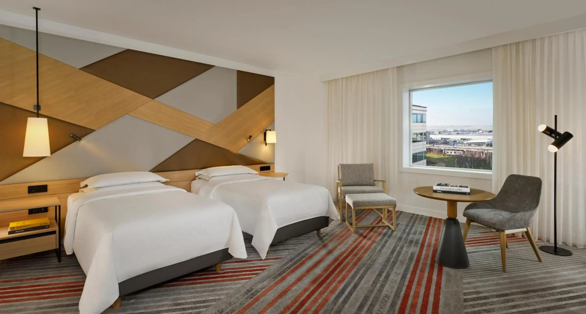 Photo - Sheraton Amsterdam Airport Hotel and Conference Center