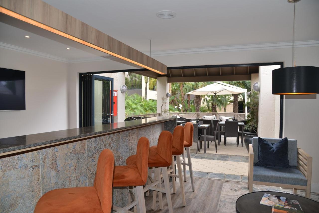 Photo - Courtyard Hotel Sandton