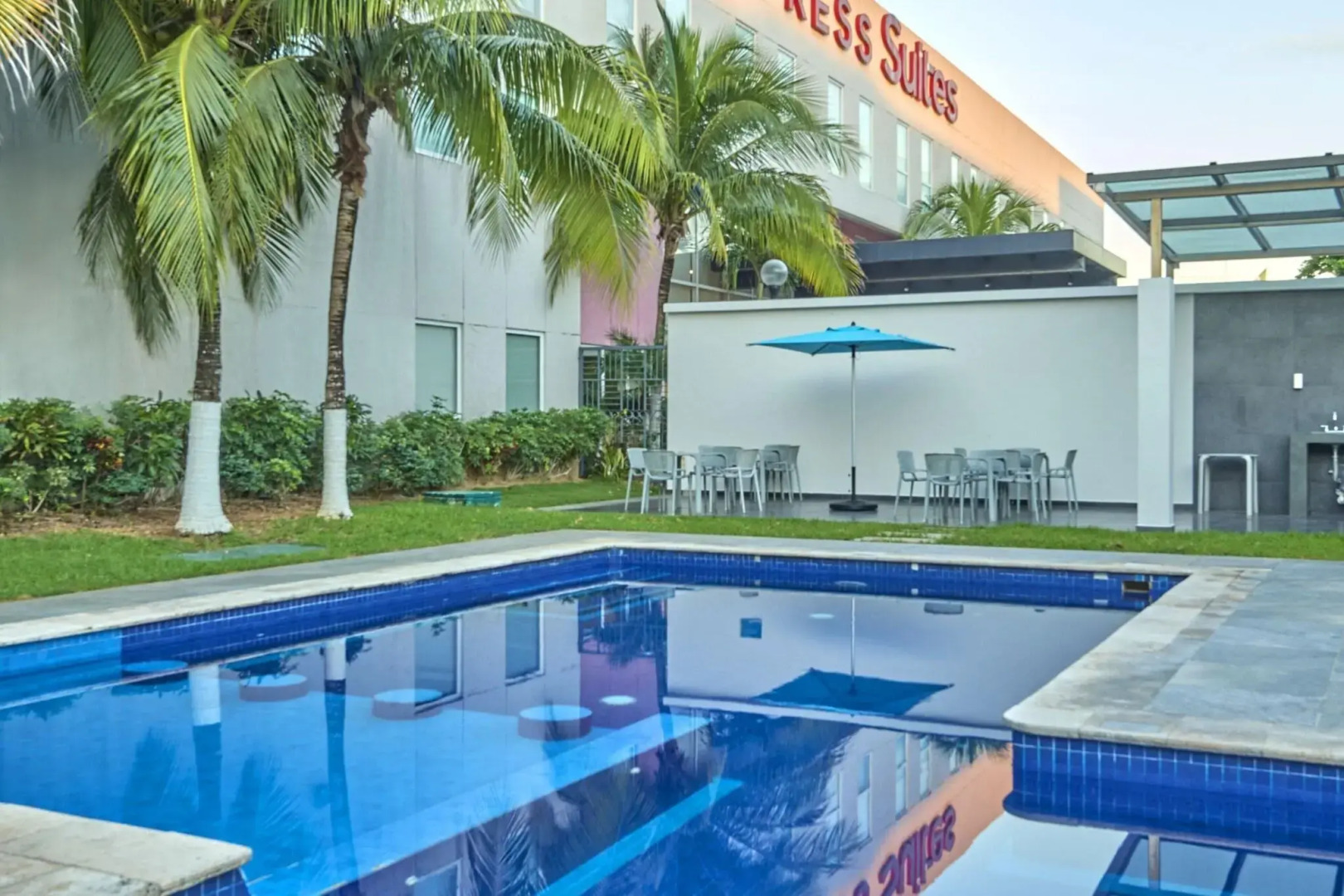 Photo - City Express Suites by Marriott Playa del Carmen