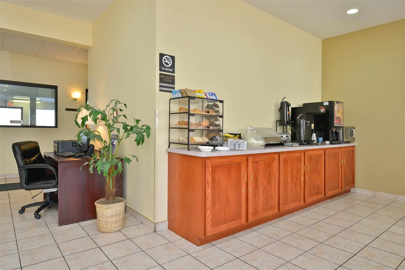 Photo - Best Western Clearlake Plaza