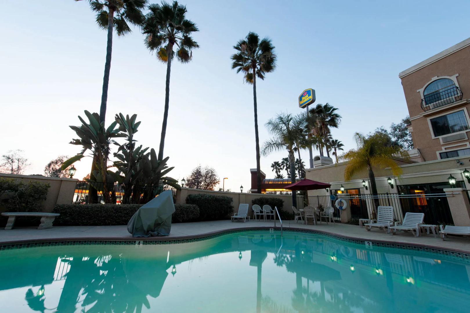 Photo - Best Western Escondido Hotel