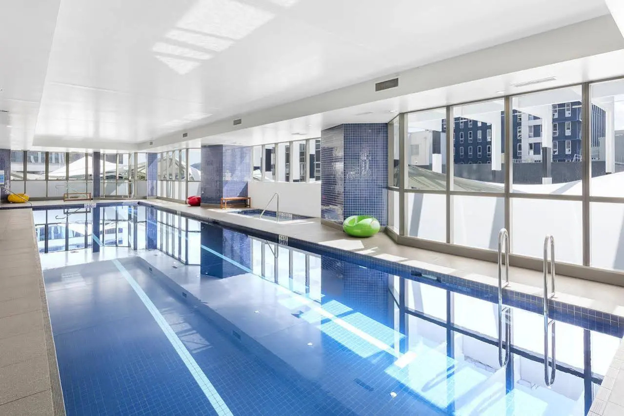 Photo - Meriton Suites Herschel Street, Brisbane