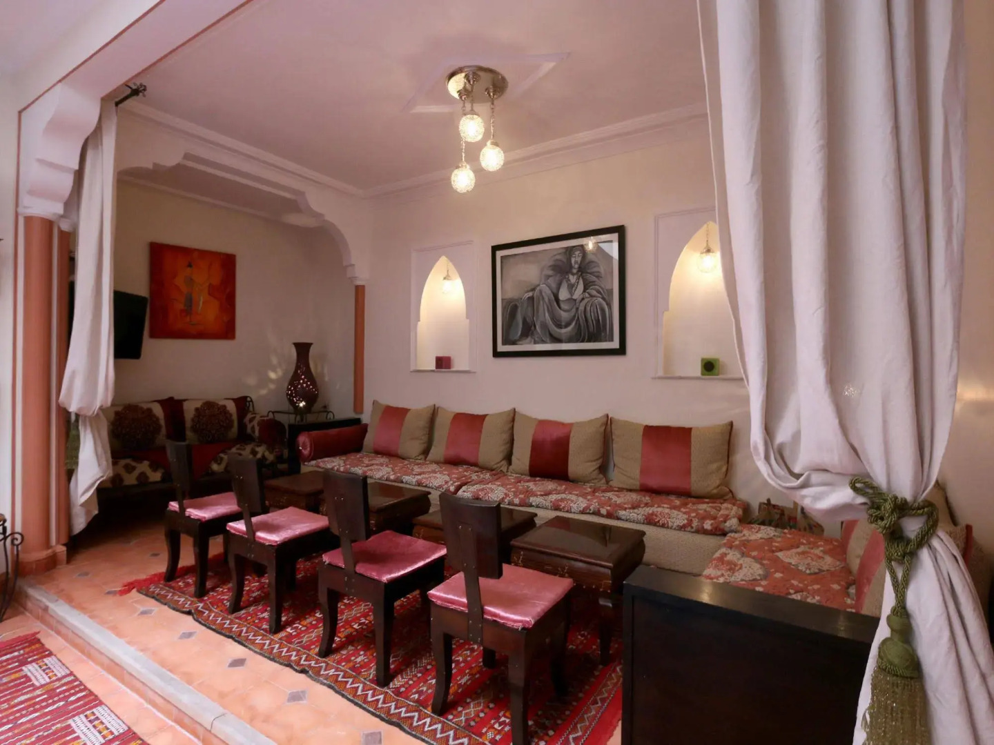 Foto - Riad De La Semaine