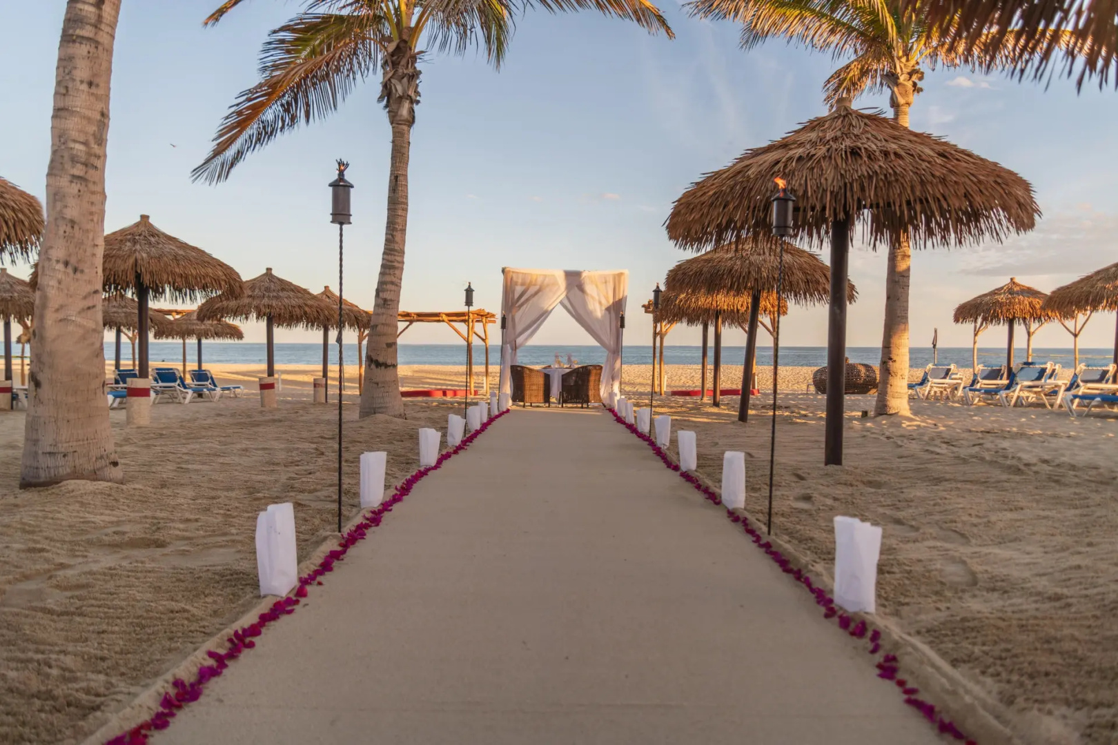 Photo - Grand Decameron Los Cabos, A Trademark All Inclusive Resort
