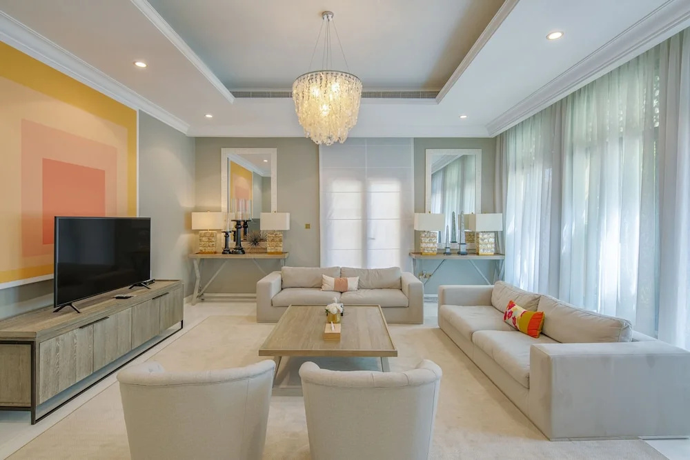 Photo - Maison Privee - Prvt Pool & Beach in Luxury Palm Jumeirah Villa