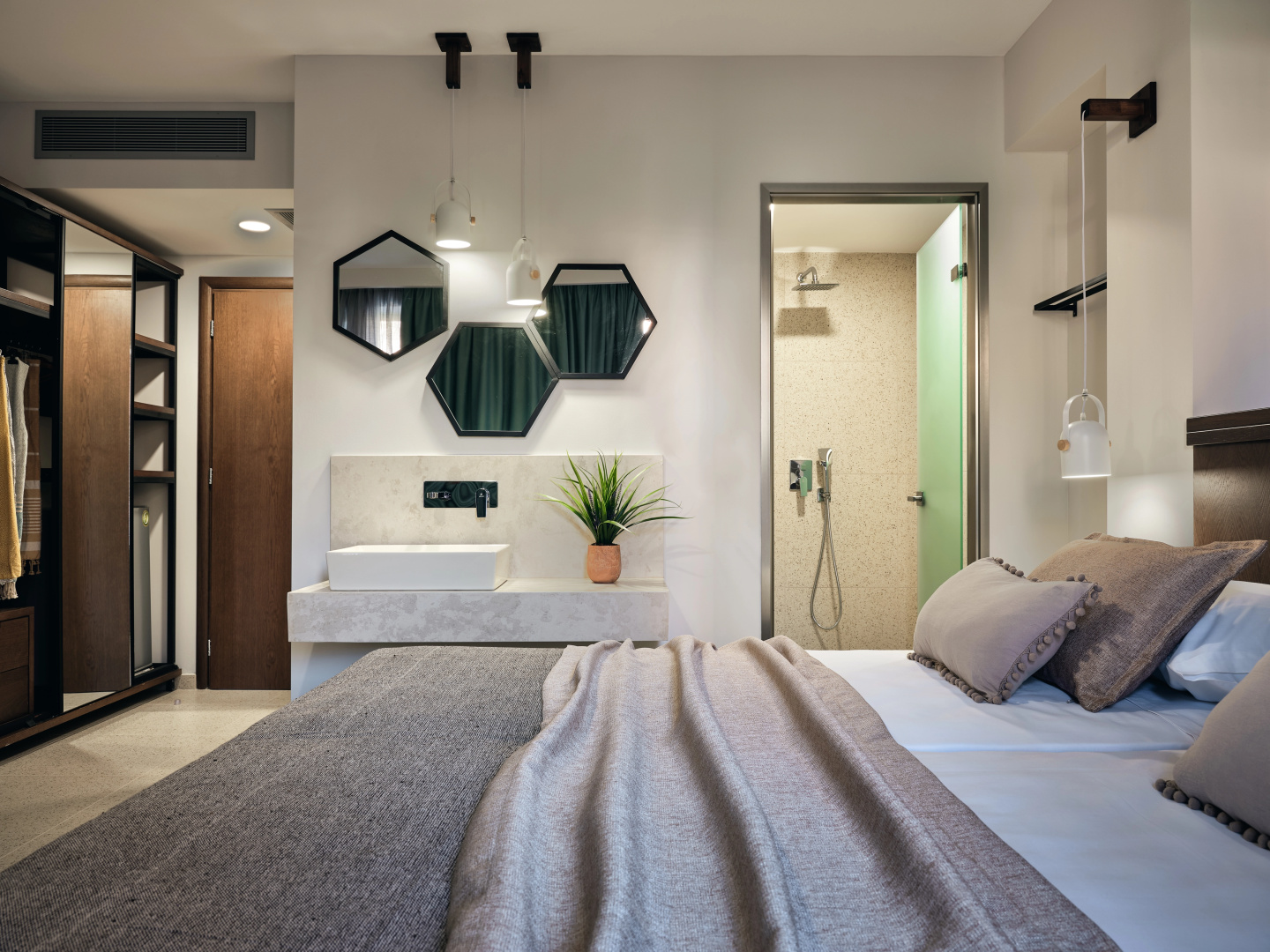 Photo - Letsos Hotel