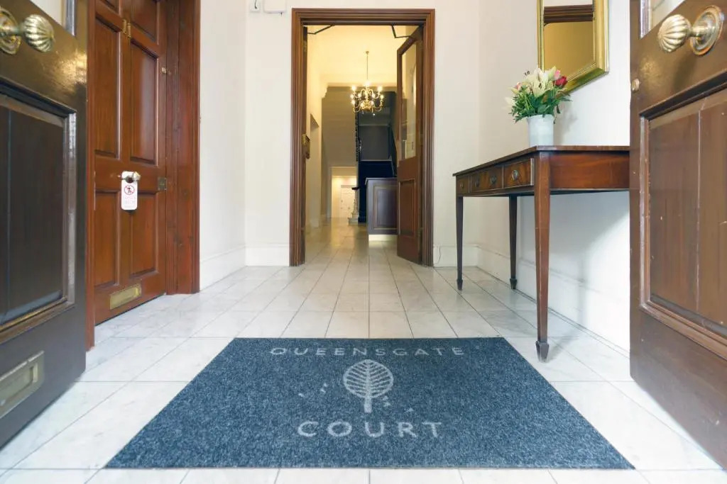 Foto - Queensgate Court Apartments