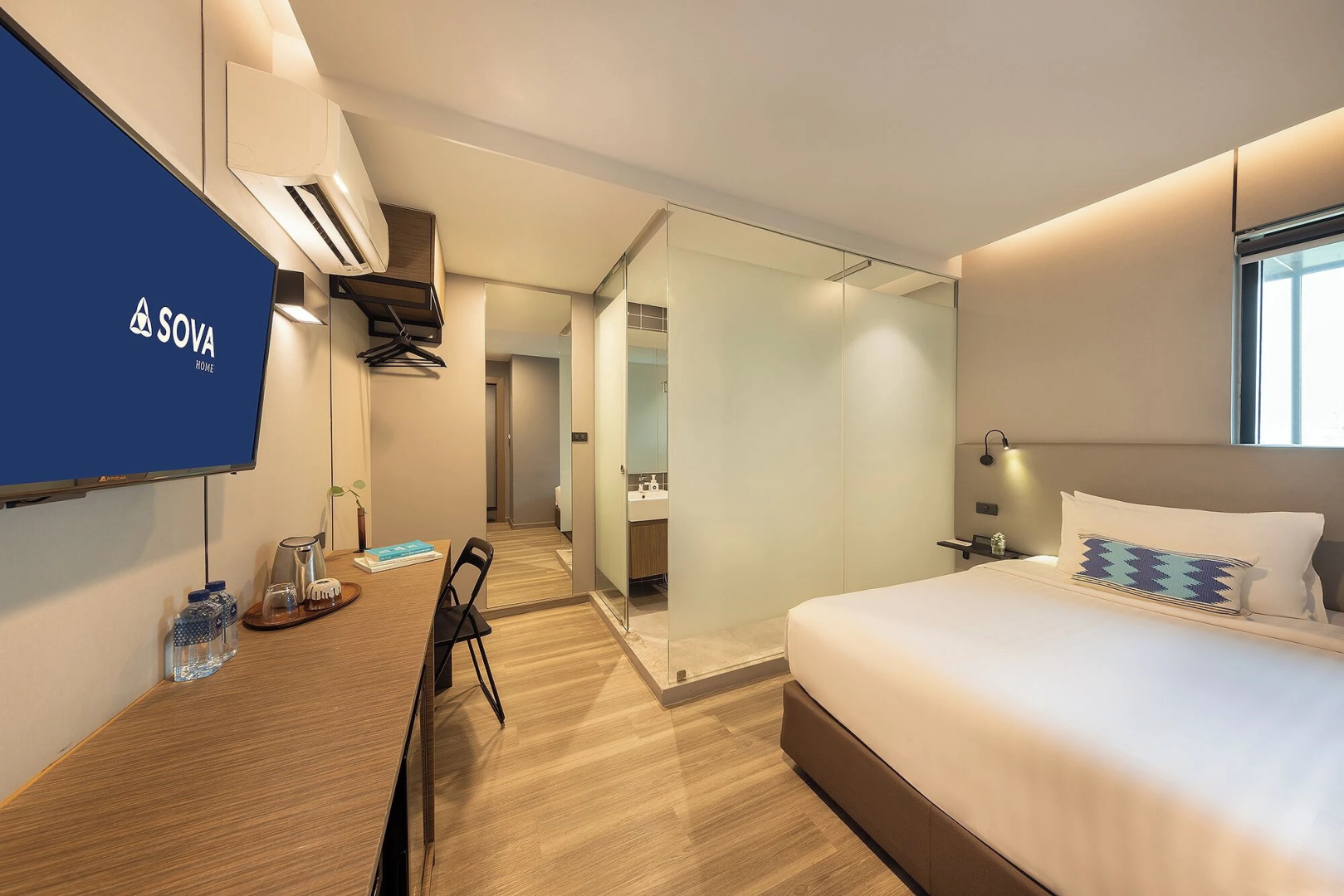 Photo - Sova Hotel Bangkok