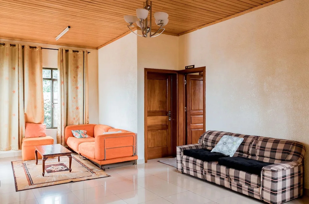 Nyumbani Cottages - Downtown