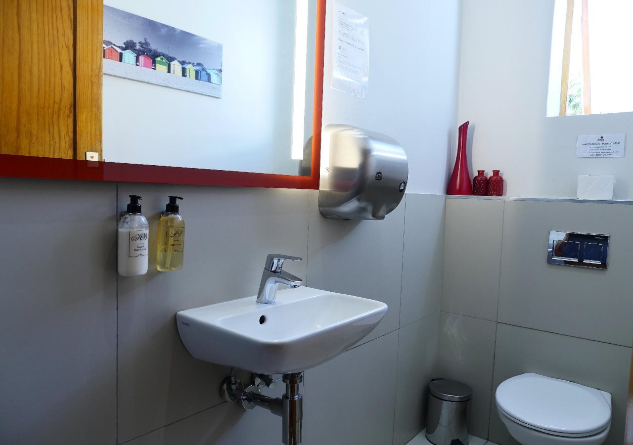 Photo - Ashanti Lodge Backpackers