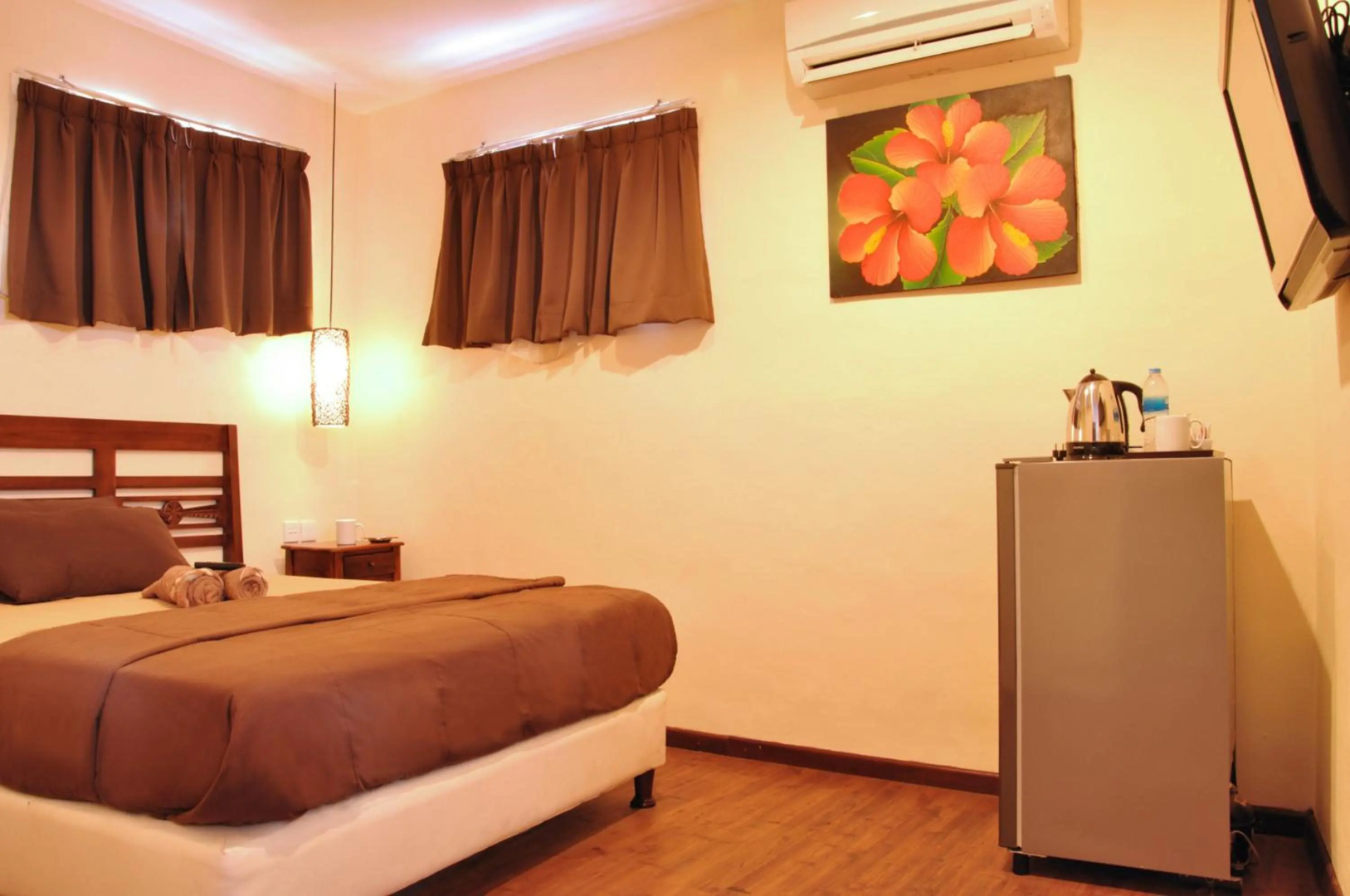 Photo - Bemo Corner Guest House