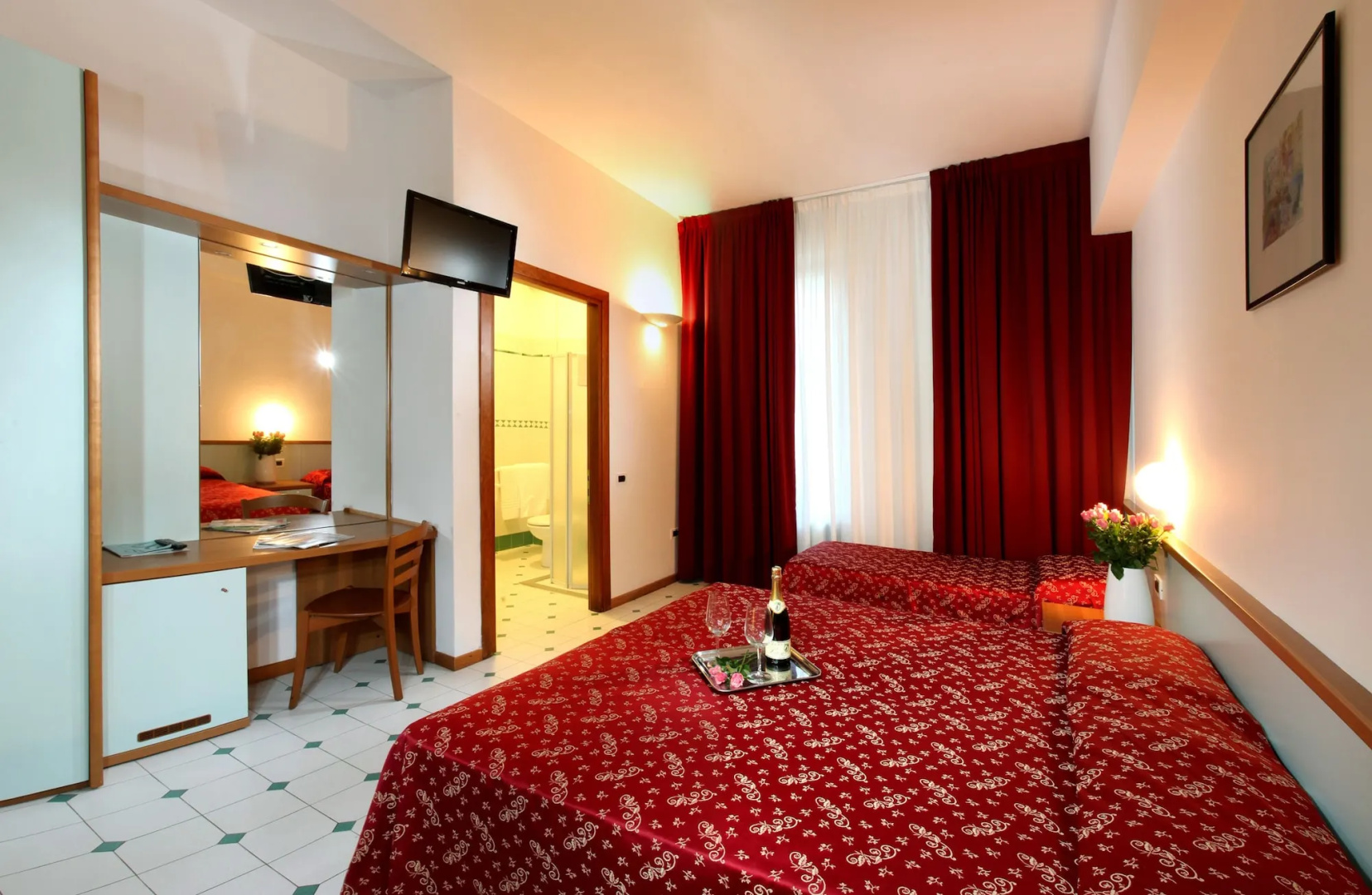 Photo - Hotel Mediterraneo