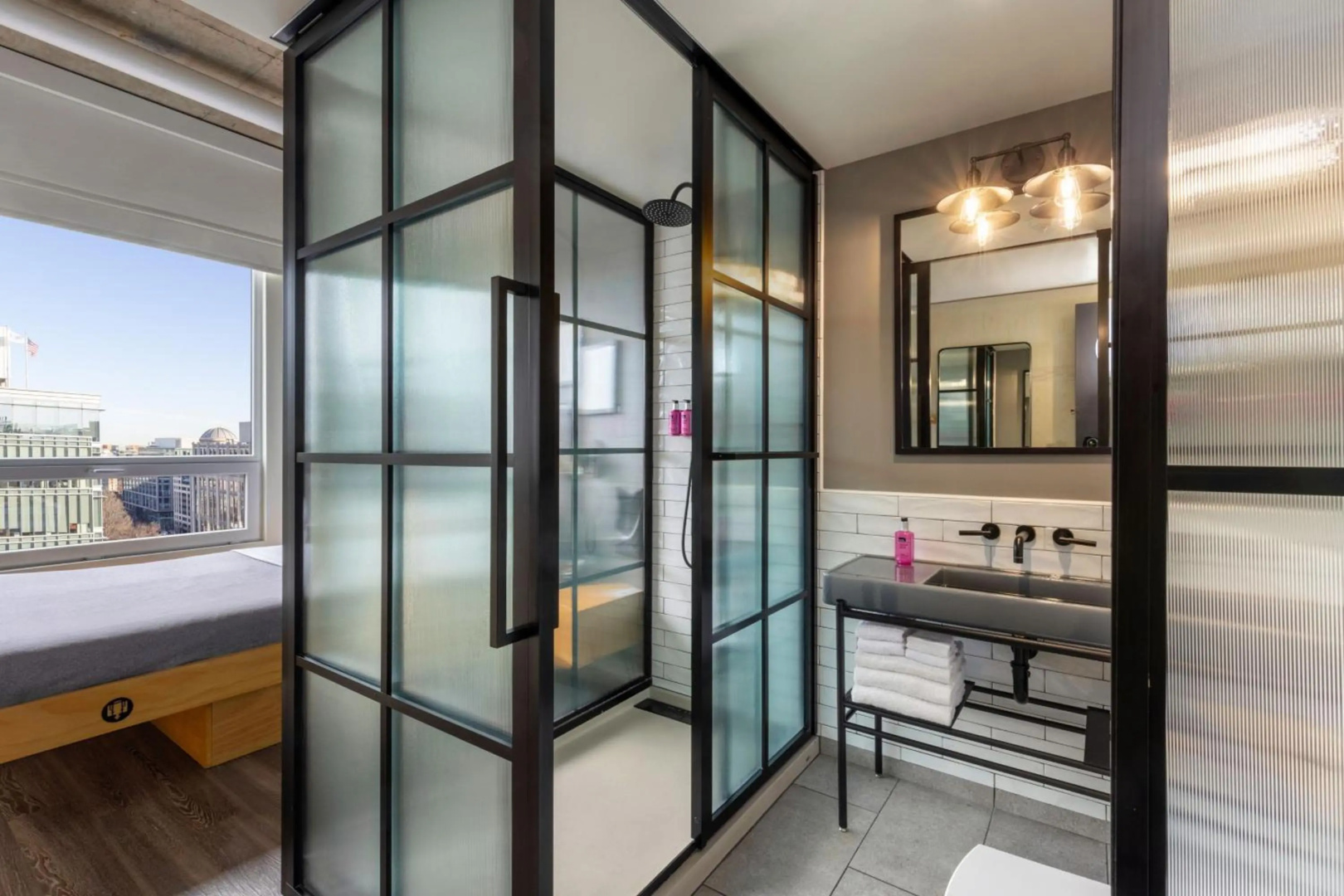 Photo - Moxy Washington DC Downtown