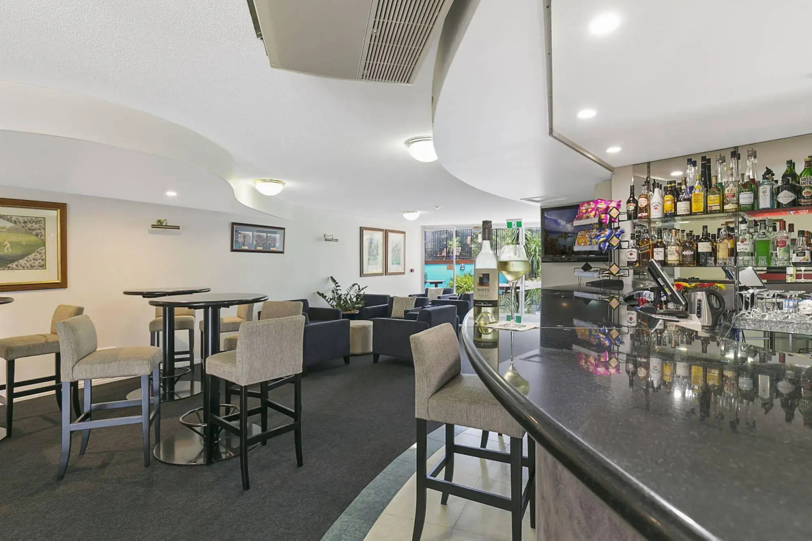Photo - The Wellington Apartment Hotel
