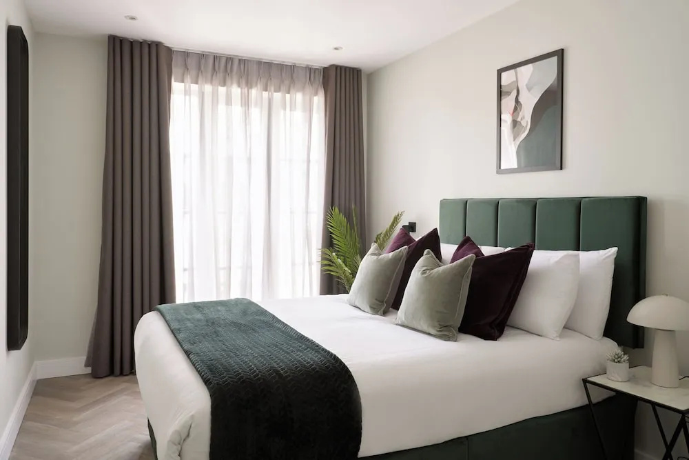 Commercial Road Serviced Apartments - London City East
