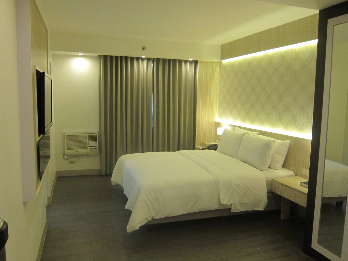 Photo - The Charter House