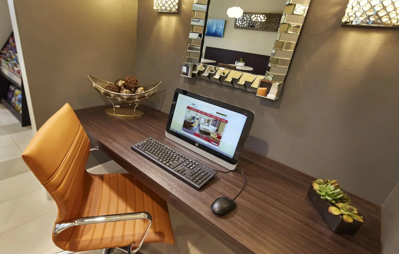 Foto - Eden Roc Inn & Suites near the Maingate