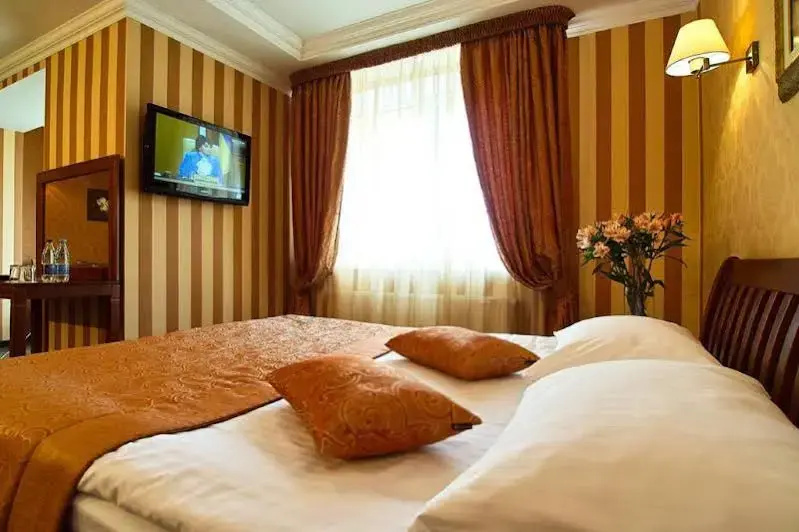 Foto - Sonata Hotel & Restaurant "готель Соната"
