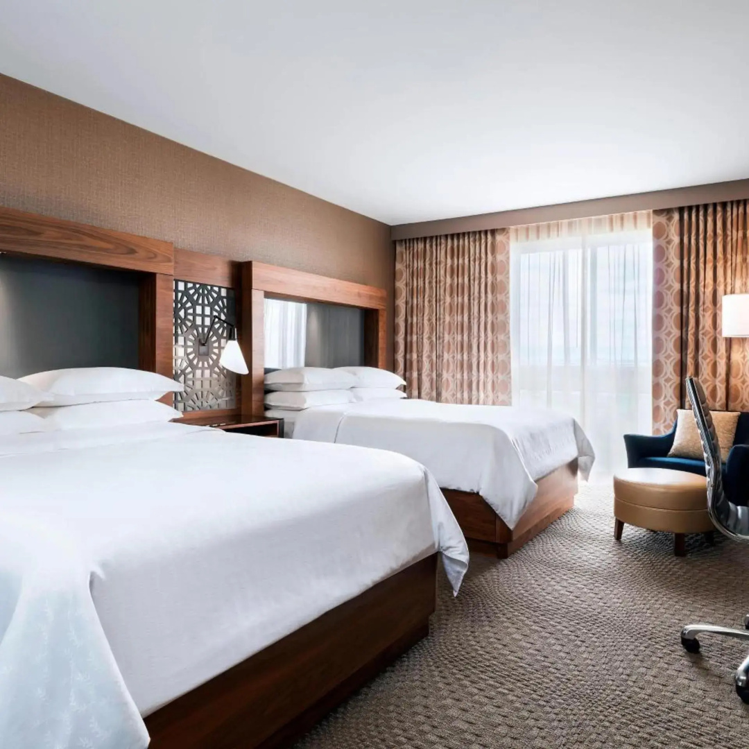 Photo - Sheraton Toronto Airport Hotel & Conference Centre