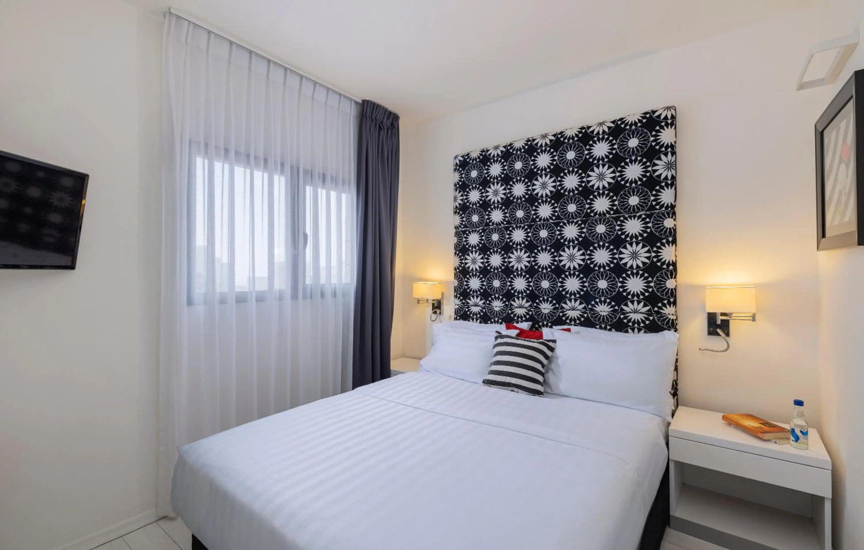 Photo - Best Western Regency Suites