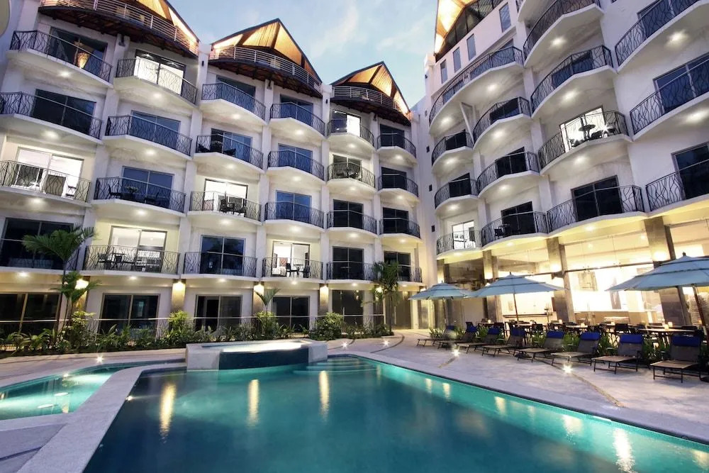 Foto - PACIFIC SUITES Boutique Hotel and Bistro