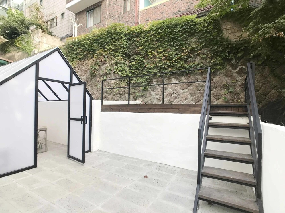 Photo - Seoul Cube Itaewon