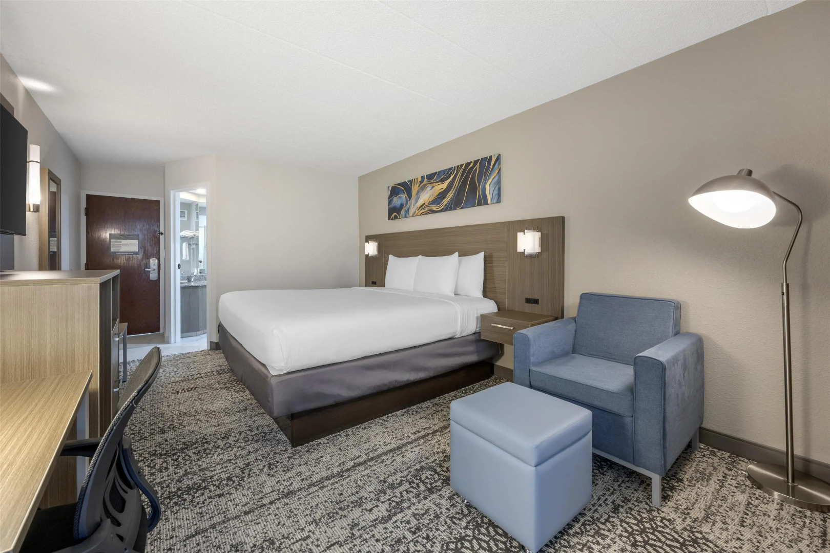 Foto - SureStay Plus Hotel by Best Western Chicago Lombard
