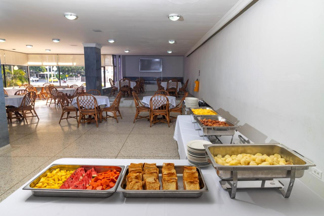 Photo - Hotel Axis Inn by Geh Suites