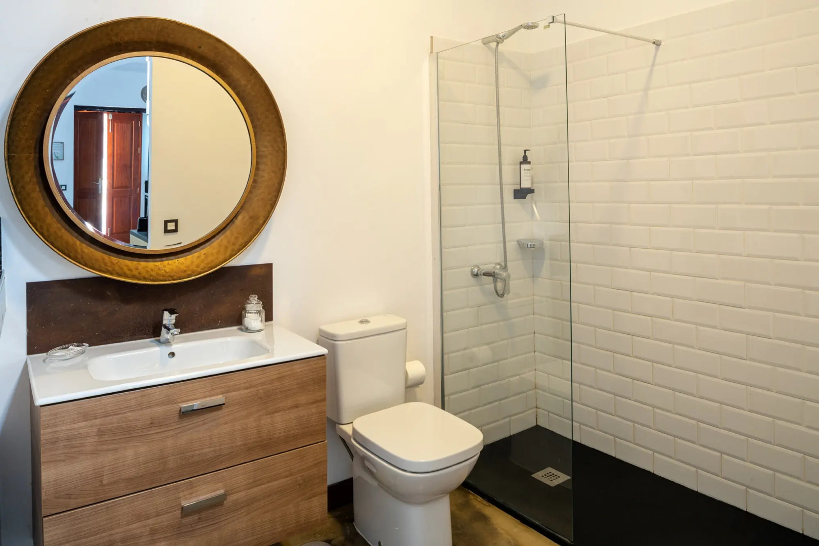 Photo - El Charco Suites