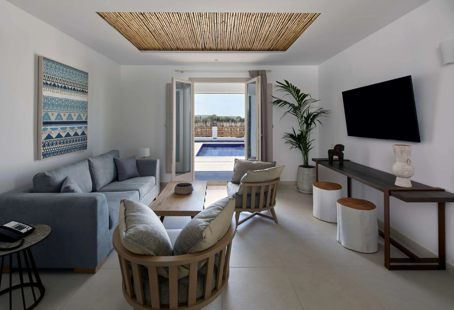 Foto - Sea Breeze Santorini Beach Resort, Curio Collection Hilton