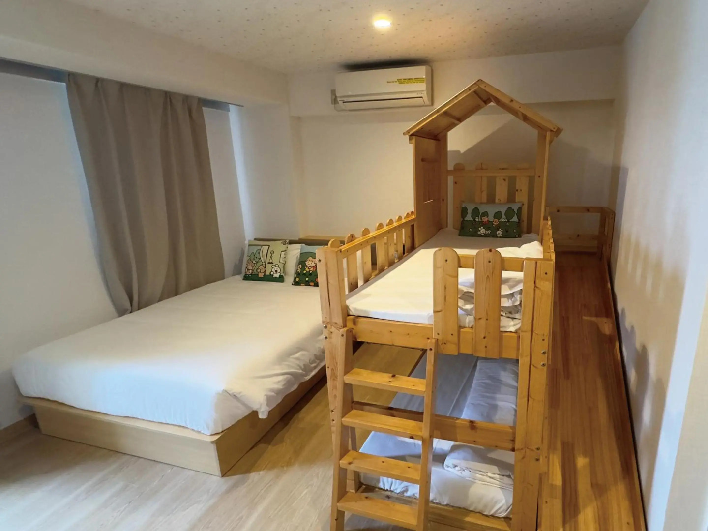 Photo - Victoria Hotel