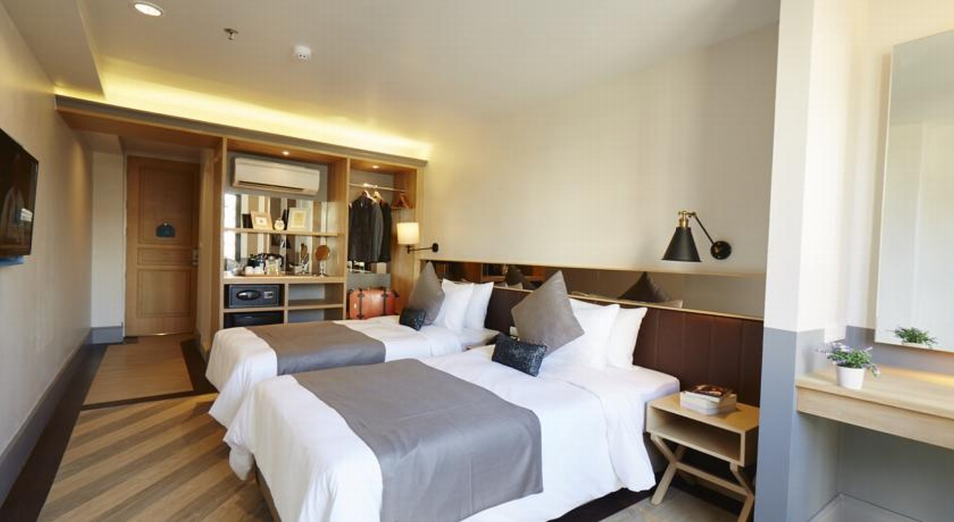 Photo - Vince Hotel Pratunam