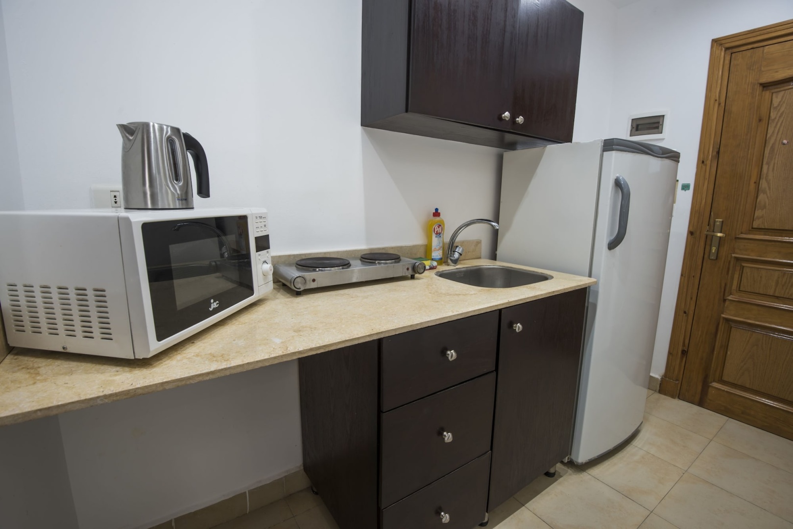 Photo - Lilly Apartments